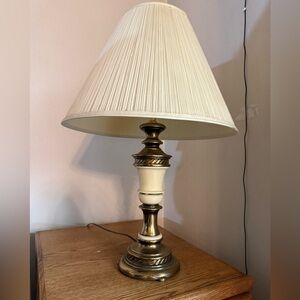 Elegant Vintage Cream and Gold Table Lamp